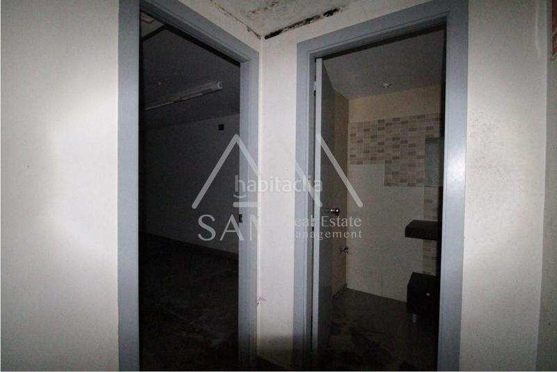 Foto 751522a5-482f-4fe1-ab67-43fa71c4fa5c. Locale commerciale in Plaça Catalunya Manresa