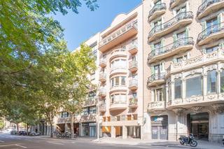 Aparcament cotxe  Calle de mallorca