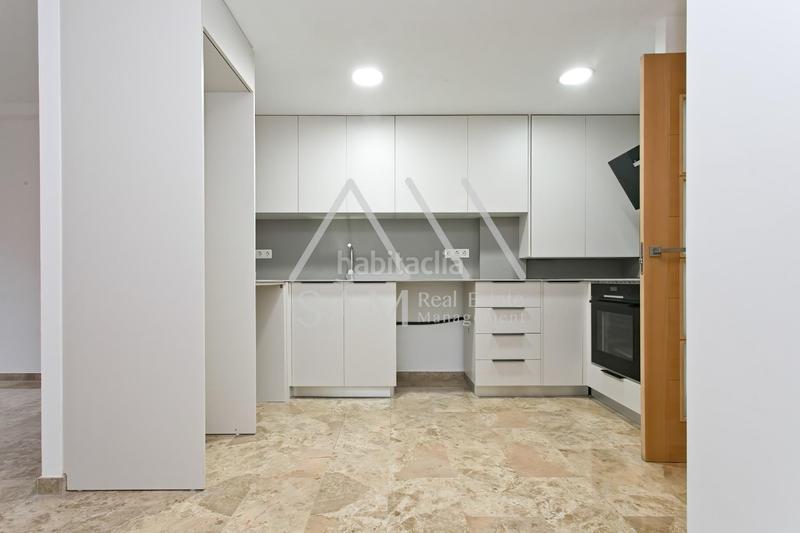 Foto 4e775d16-c1a5-4bec-a94f-de4727becc95. Planta baixa a Sant Gervasi - Bonanova Barcelona