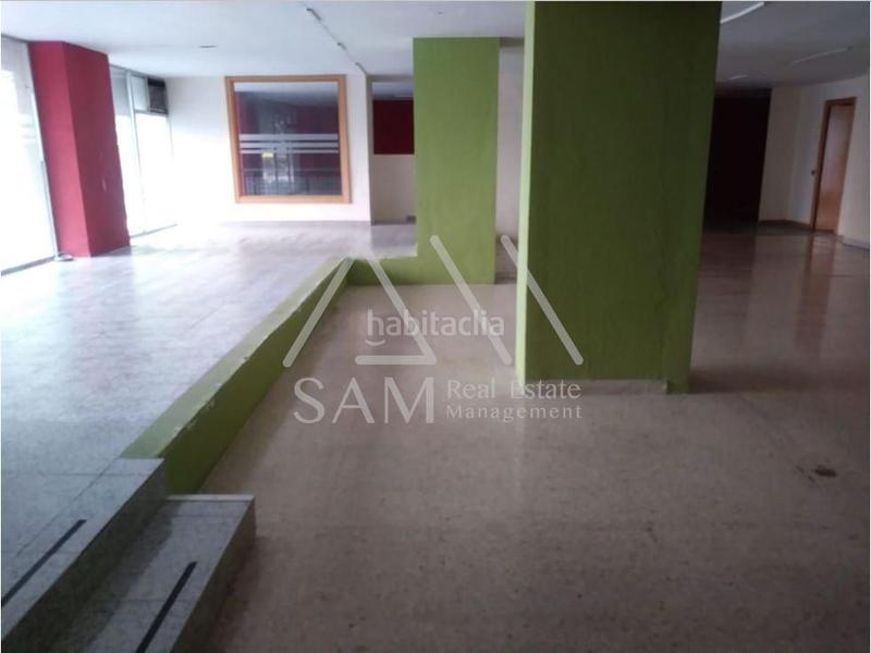 Foto ca0303c1-4529-4a6d-9a2a-620bddc5da7a. Locale commerciale in La Verneda - La Pau Barcelona