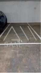 Aparcament cotxe a Montornès del Vallès. Parking para coche