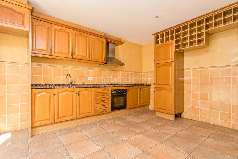 Foto 3535d5f1-8b94-453d-a776-1868c25db2c1. Chalet  adosado en sant climent en Sant Climent de Llobregat