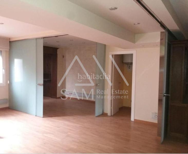 Foto 682535db-46c4-473b-b73e-44e5ae96cca6. Büro mit parking in Fort Pienc Barcelona