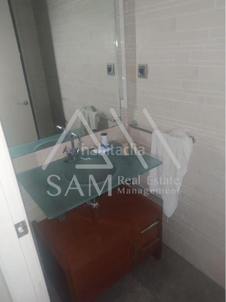 Foto d392a09e-3a6d-462b-b1a3-5e44ff2d58d9. Büro mit parking in Fort Pienc Barcelona