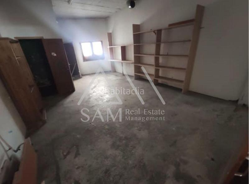 Foto 226acfbc-c0e7-4977-8c28-9bc6a2483fc3. Geschäftsraum in Nord Vic