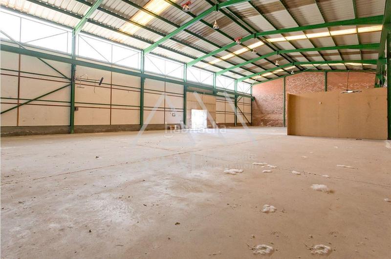 Foto 3bf9a612-dbb9-4836-93d5-0770c550bb27. Capannone industriale in Barri Antic Manresa