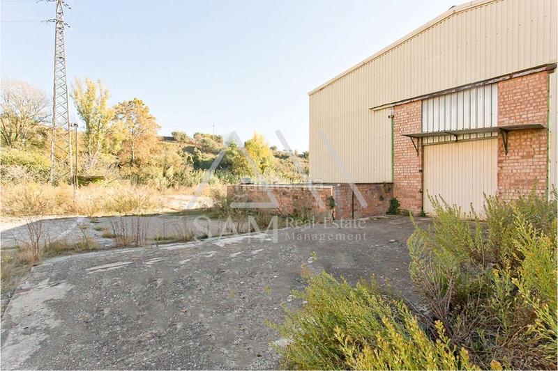 Foto 3fd58f81-ad19-4bf2-b1f4-7f8adac64afb. Capannone industriale in Barri Antic Manresa