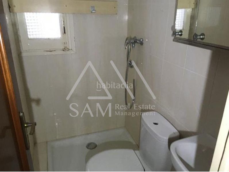 Foto 859d18a2-7037-4295-b274-180d9c9e6fe5. Edificio in Navàs