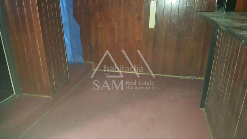 Foto 219f1042-bbd8-4b04-9395-ef831d9b8438. Local comercial en Centre - Passeig i Rodalies Manresa