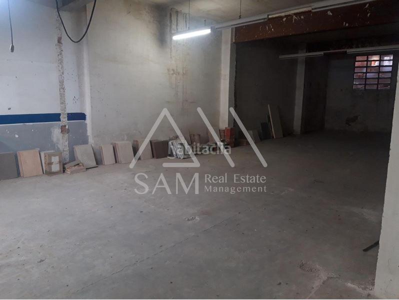 Foto 86606c63-ef4a-4d84-ae13-806b9fe14bfa. Local comercial en Plaça Catalunya Manresa