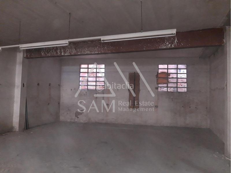 Foto 5fb5303f-0c3c-481c-af00-3793a503fc1b. Locale commerciale in Plaça Catalunya Manresa