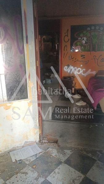 Foto f6e63985-41a2-44a3-b6cd-4ed1e716e390. Terreno residenziale in Ca n'Anglada Terrassa