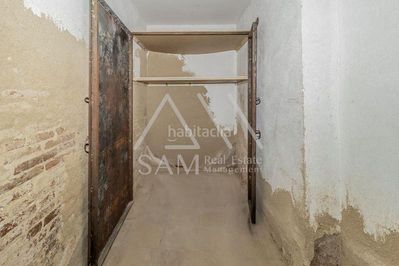 Foto 4dd4c0e2-898c-4091-93f9-41ba5d717c75. Business premise in Raval Barcelona