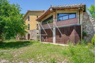 Xalet a Riudarenes. Finca rústica con masía en venta en riudarenes, girona