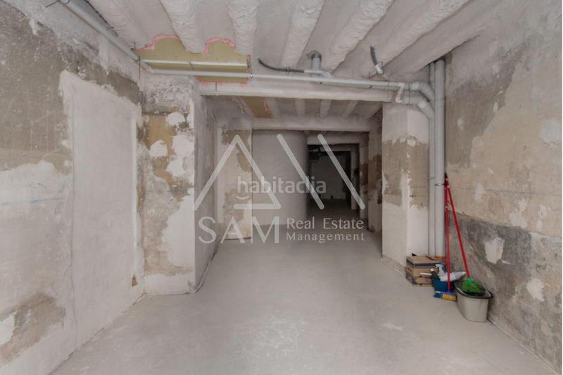 Foto c785833e-104a-4281-a403-49f2c6cafbd8. Locale commerciale in Raval Barcelona