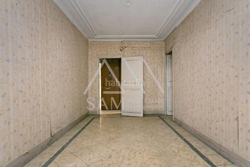 Foto ae190f6f-6361-4852-8b5a-dfa1a5aff145. Edificio en Barri Antic Manresa