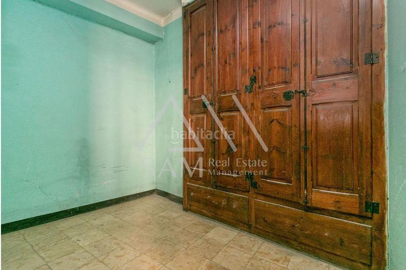 Foto ef06327e-9976-4087-93ec-f1129dabc348. Edificio en Barri Antic Manresa