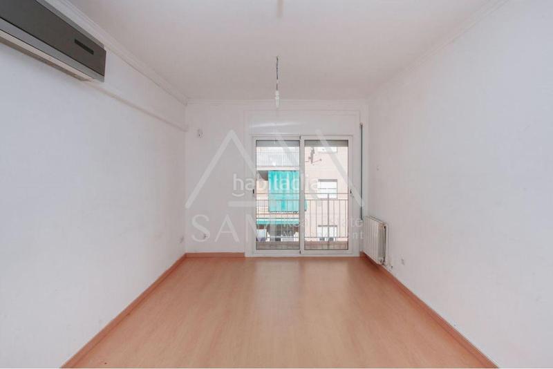Foto f1c47d8b-28fe-413a-8a85-8a25d8967a49. Piso en Centre Ripollet