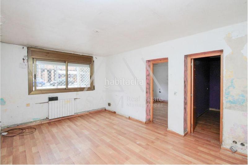 Foto 8d840b71-184a-4e40-8263-ca9a4fc55a3f. Piano terra in Centre-Eixample-Can Llobet Barberà del Vallès