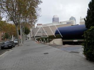 Parking voiture à La Vila Olímpica del Poblenou