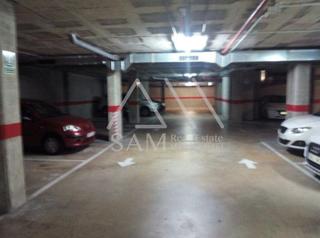Autoparkplatz  Avenida meridiana. Plaza de parking