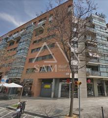 Aparcament cotxe a Diagonal Mar i el Front Marítim del Poblenou
