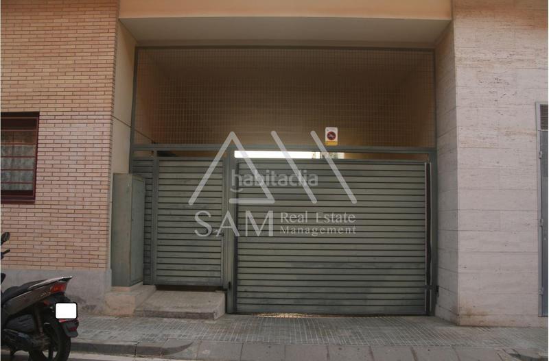 Foto ef78d230-58c8-4029-9df0-13602928ea7e. Aparcament cotxe a Cardedeu