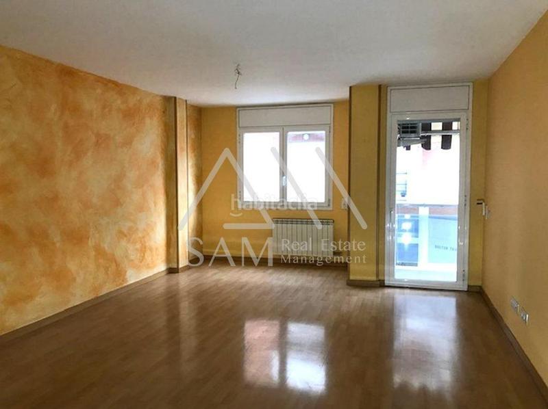 Foto 2519a6c6-ee83-4896-8fe7-a14021ee8b2c. Appartement dans bases de Manresa - carretera de santpedor Manresa
