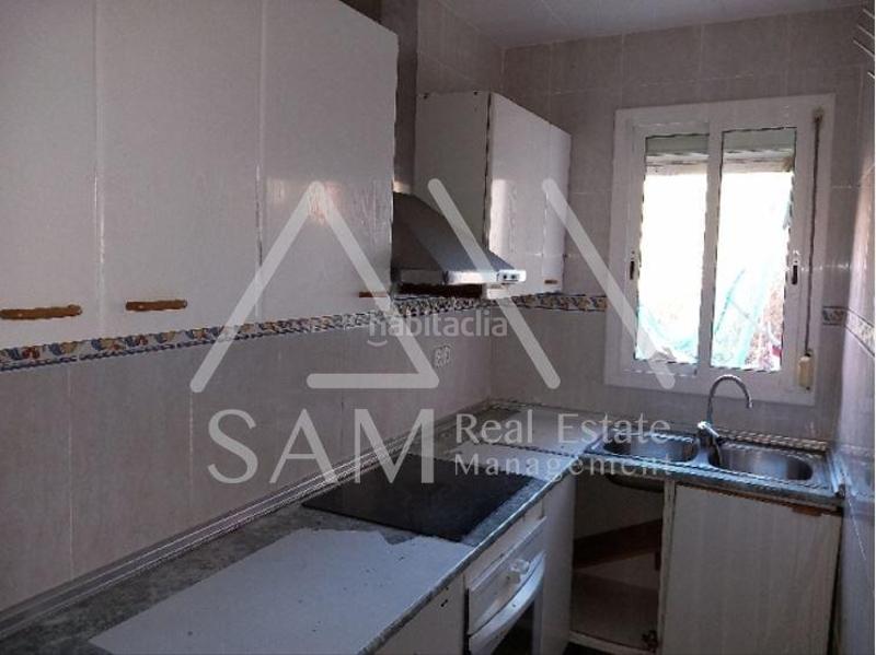 Foto 1c987a1a-ae56-4269-bff5-992f292aae96. Maison jumelée dans Torregrossa