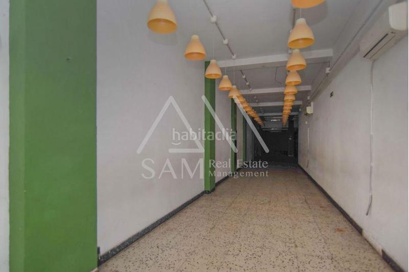 Foto 65bb2aa9-344a-424b-87e2-7105178fa014. Locale commerciale in Sant Antoni Barcelona