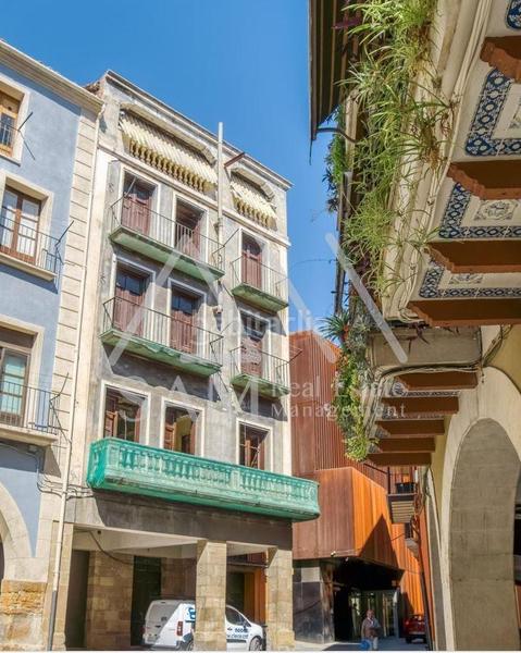 Foto 82f9106c-0a04-4863-9004-9dcba5afda3e. Edifici a Balaguer