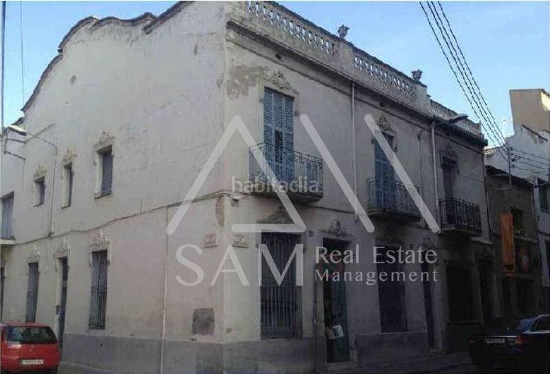 Foto bf764095-fd2e-4cd3-9928-7a0f1a27cf60. House in Centre Sabadell