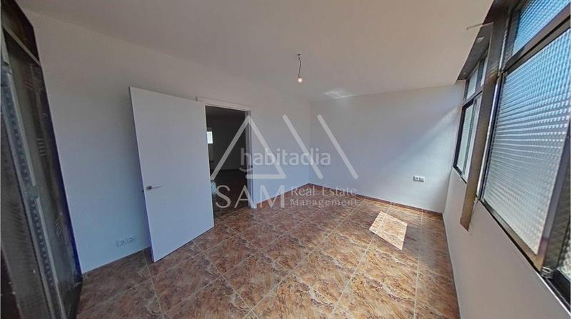 Foto 9a515e58-7015-4ce3-8430-a706e9066a56. Attico in Can Mariner Santa Coloma de Gramenet