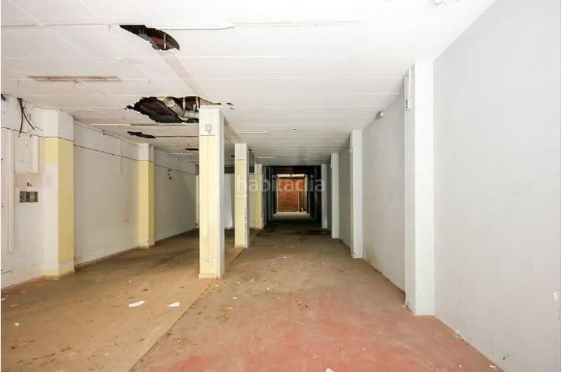 Foto f0941fd1-7b33-4e30-8a48-af140a100df6. Local comercial a Font Verda Granollers