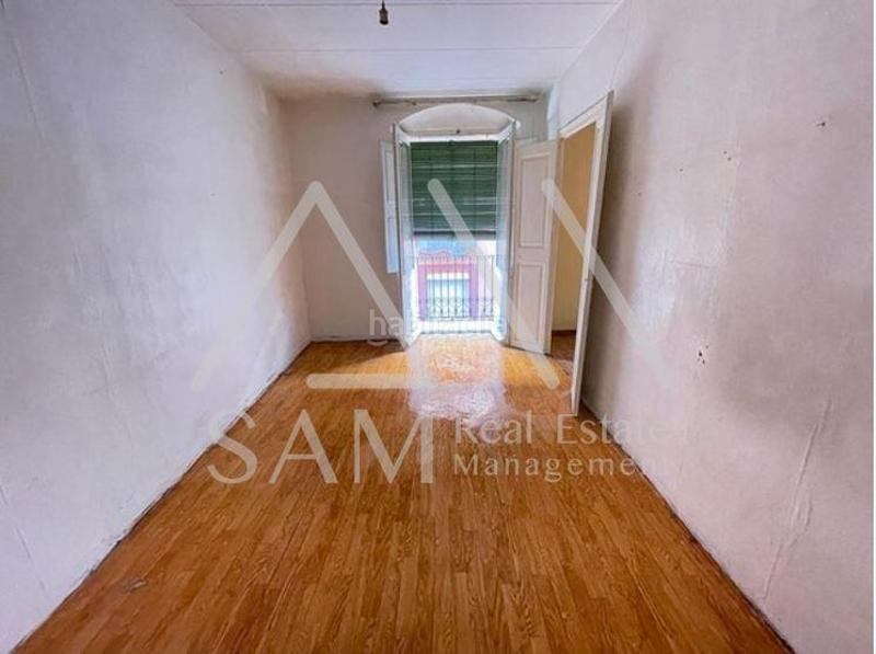 Foto b5bdd8c4-aaab-42ad-b9a5-e0624e697a99. Pis a Barri Antic Manresa