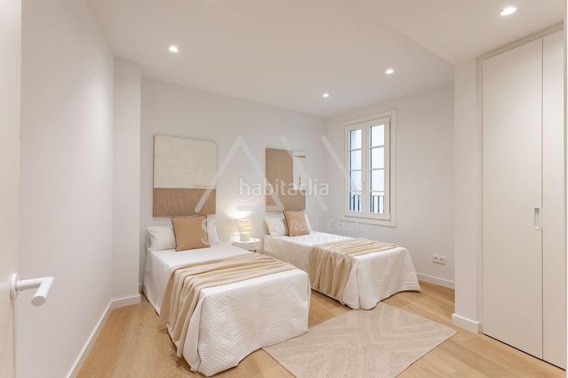 Piso vivienda exclusiva junto a plaza catalunya y calle pelayo, con piscina comunitaria en Barcelona - Imagen 21