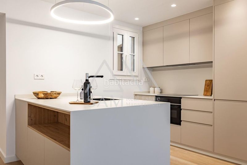 Piso vivienda exclusiva junto a plaza catalunya y calle pelayo, con piscina comunitaria en Barcelona - Imagen 14