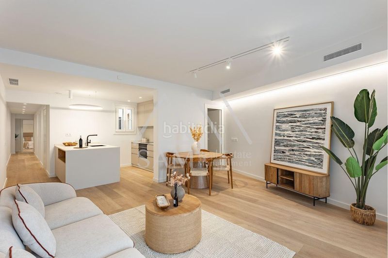 Piso vivienda exclusiva junto a plaza catalunya y calle pelayo, con piscina comunitaria en Barcelona - Imagen 5