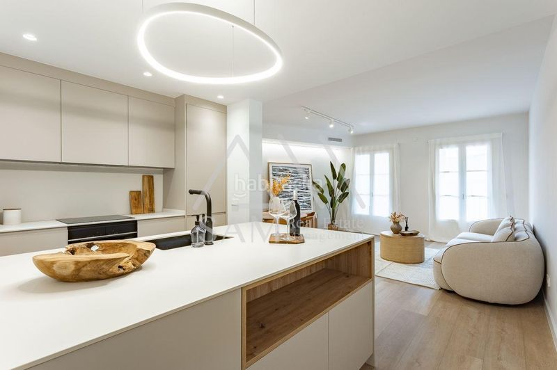 Piso vivienda exclusiva junto a plaza catalunya y calle pelayo, con piscina comunitaria en Barcelona - Imagen 15