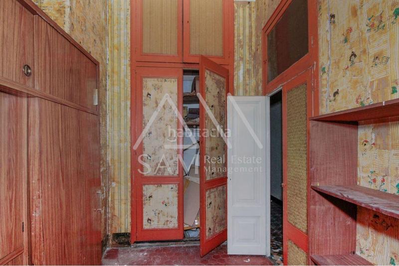 Foto 90347201-304b-4b0e-a9ed-6e7e722b438e. Pis a Gòtic Barcelona