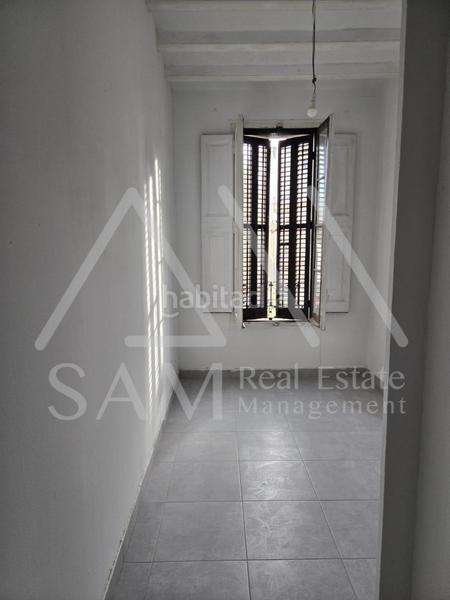 Foto 02e840dc-332b-4fbd-8f30-435279a70650. Appartamento in El Clot Barcelona