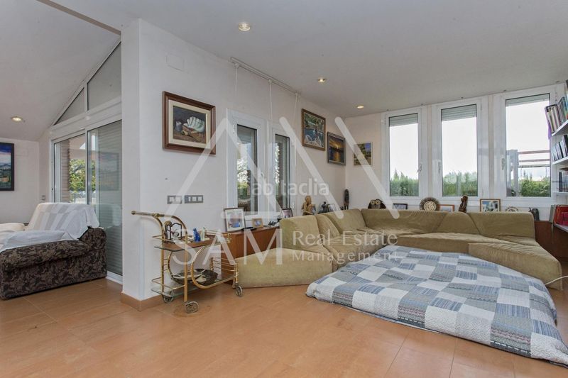 Foto db9056ca-cdbf-4349-9959-69ea7a81e8af. Casa amb calefacció aparcament piscina a Lliçà d´Amunt