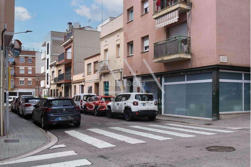Foto b60fcdfe-028a-42e8-9d5a-ec465a53ab7f. Local comercial a Centre Mataró
