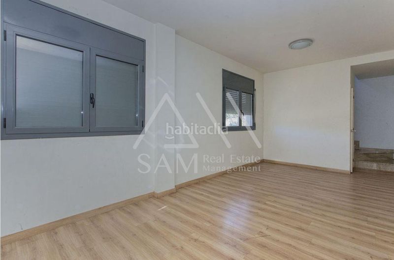 Foto 696b0154-e9f3-4095-b237-ab65a7e9f66e. Dúplex a Congost-Santa Caterina Manresa