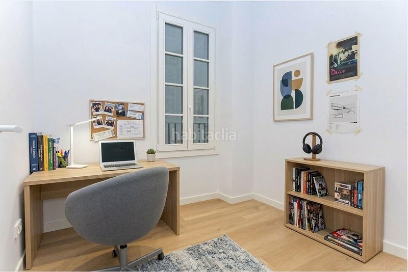 Piso vivienda exclusiva con piscina comunitaria en el corazón en Barcelona - Imagen 8