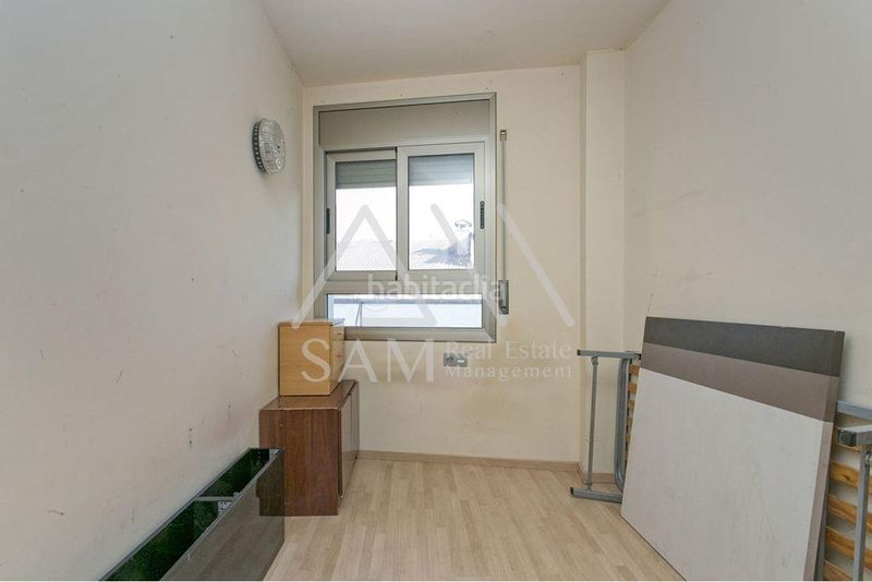 Foto b2456429-7755-433d-a0f4-841199de7052. Pis amb aparcament a Navàs