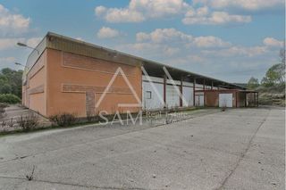 Capannone industriale in Mura