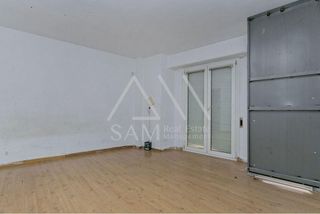 Pis a Valldaura-Carretera de Cardona