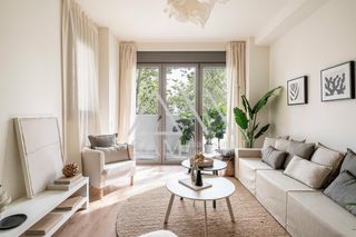Etagenwohnung in Poblenou. Exclusiva vivienda con terraza en el coraz�n de poblenou
