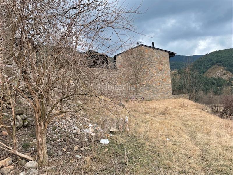 Foto 1198434f-80e8-46d1-b669-45d73779899d. Terreny residencial a carrer ponent a Riu de Cerdanya